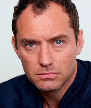 Headshot of Jude Law photographed by Frederic Auerbach.