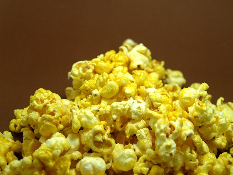buttery popcorn, a mountain of popcorn