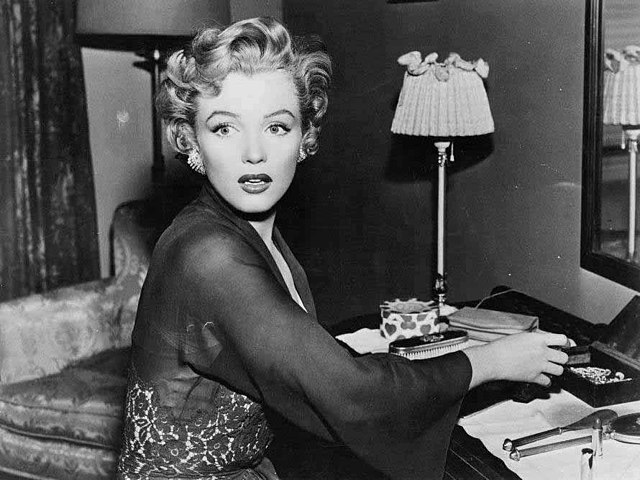 Monroe in Don't Bother to Knock